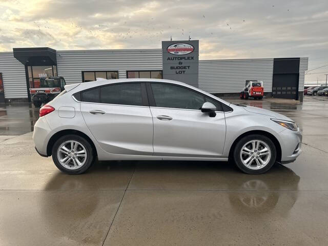 2018 Chevrolet Cruze LT Auto