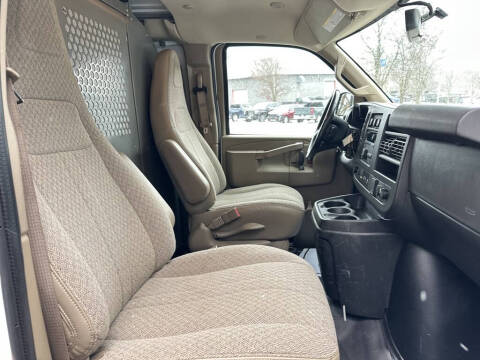 2021 Chevrolet Express 2500