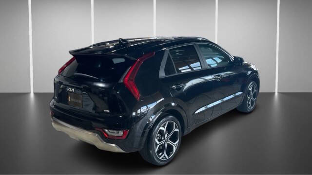 2024 Kia Niro SX