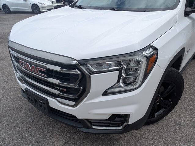 2022 GMC Terrain AT4