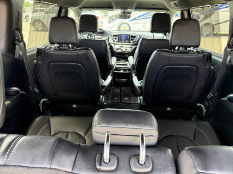 2018 Chrysler Pacifica Touring L