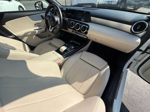 2019 Mercedes-Benz A-Class A 220