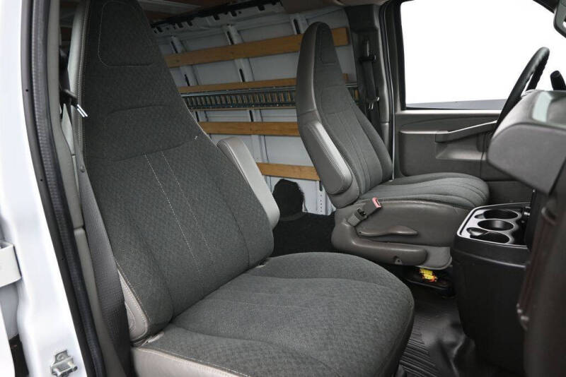 2020 Chevrolet Express 2500
