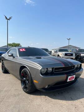 2011 Dodge Challenger for sale at UNITED AUTO INC in South Sioux City NE