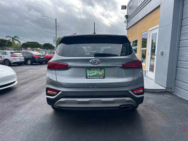 2019 Hyundai Santa Fe SE 2.4L