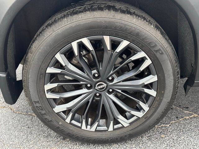 2025 Nissan Rogue SL