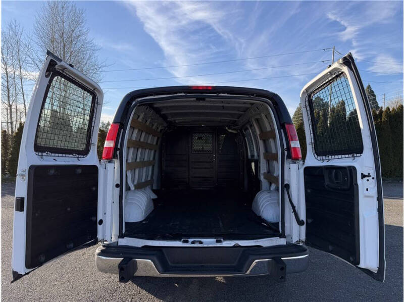 2019 Chevrolet Express 2500