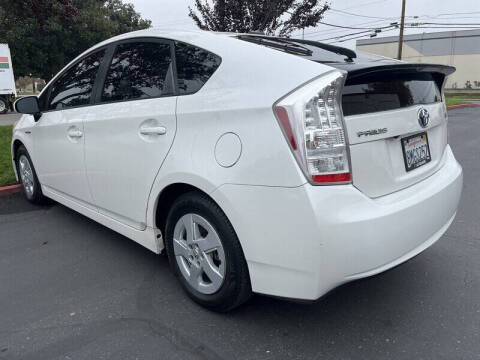 2011 Toyota Prius Three