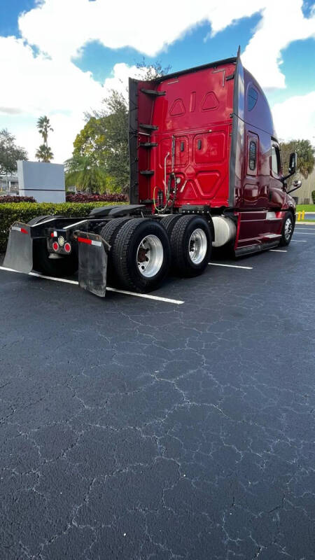 2021 Freightliner Cascadia