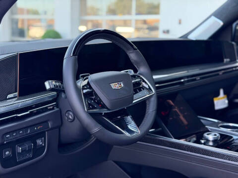 2025 Cadillac Escalade-V