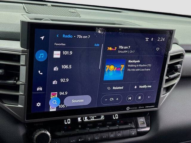 2024 Toyota Sequoia SR5