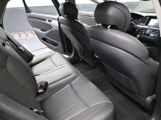 2015 Hyundai Genesis