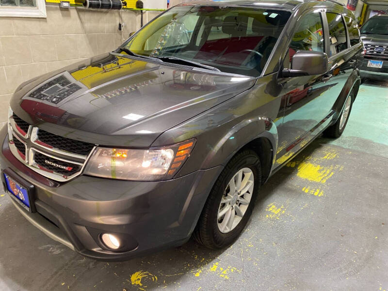 2017 Dodge Journey SXT photo 2