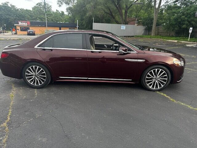 2017 Lincoln Continental Select