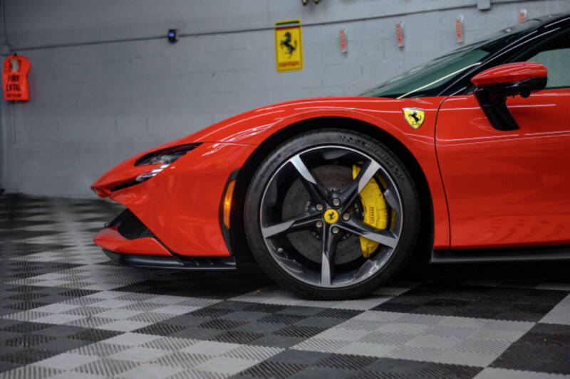 2023 Ferrari SF90 Stradale