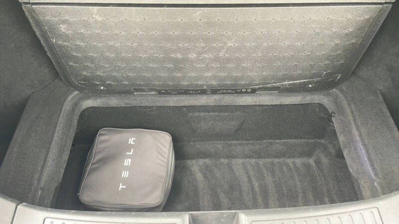 2015 Tesla Model S