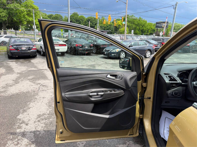 2015 Ford Escape SE
