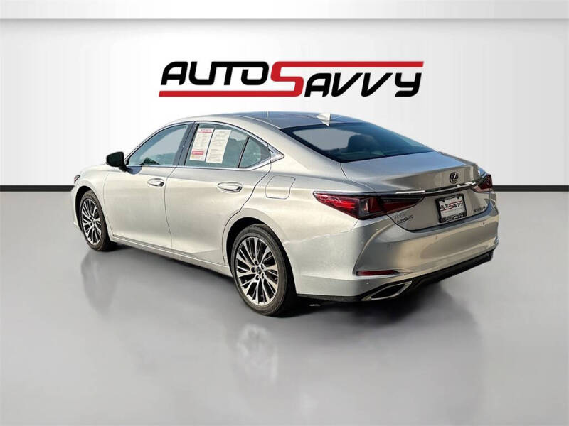 2019 Lexus ES 350