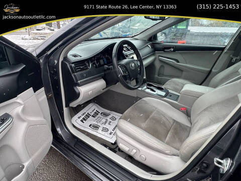 2012 Toyota Camry Hybrid LE