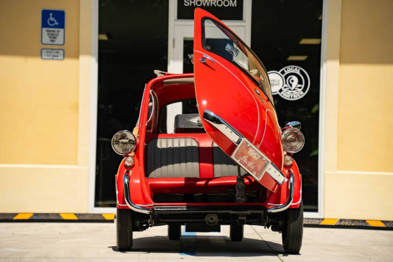 1957 BMW Isetta