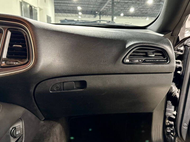 2015 Dodge Challenger R/T