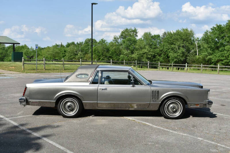 1981 Lincoln Mark VI