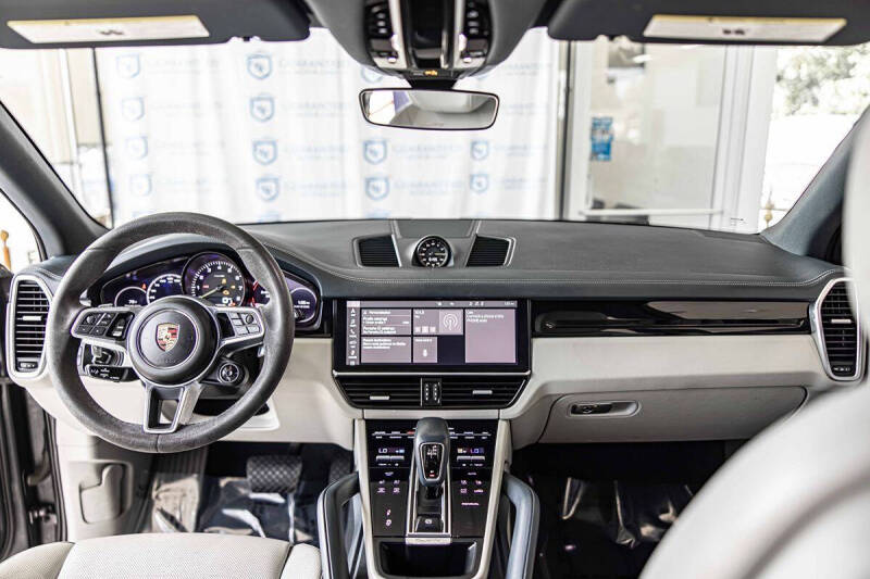 2021 Porsche Cayenne E-Hybrid