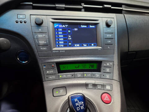 2013 Toyota Prius Three