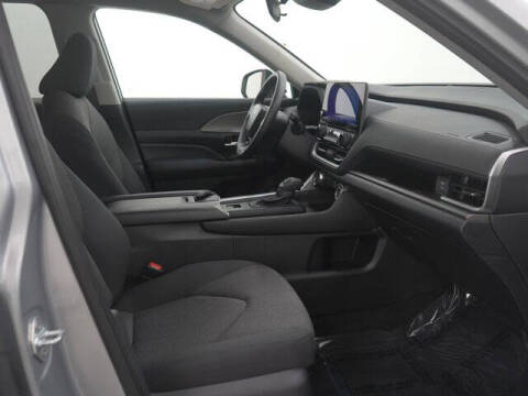 2025 Toyota Grand Highlander LE