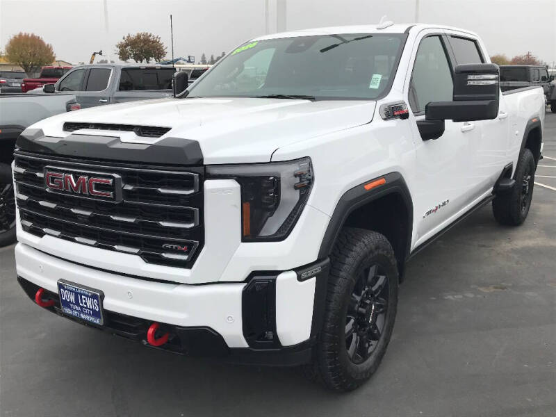2026 GMC Sierra 2500HD AT4's photo