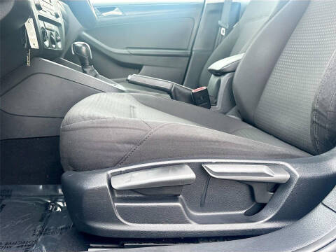 2015 Volkswagen Jetta