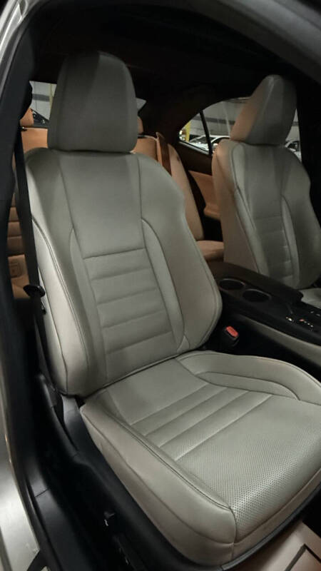 2015 Lexus IS 250 Crafted Line