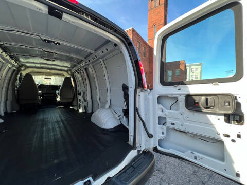 2020 Chevrolet Express 2500