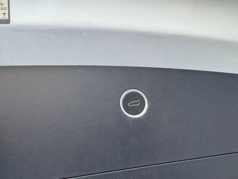 2018 Tesla Model X 75D