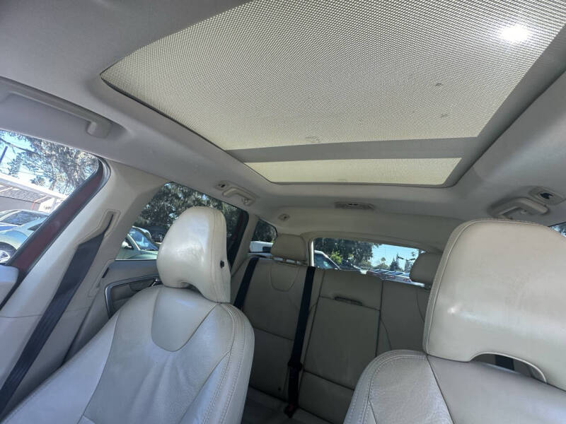 2013 Volvo XC60 3.2 Platinum