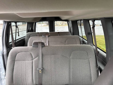 2023 Chevrolet Express LS 3500