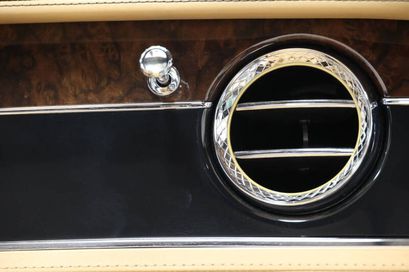 2021 Bentley Continental GTC V8