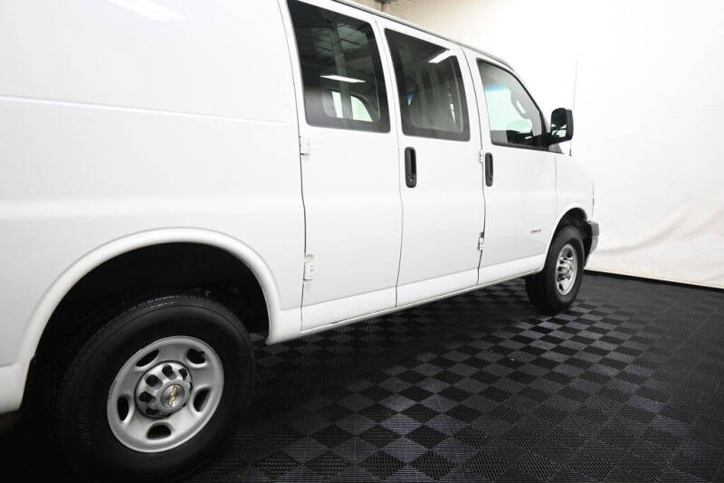 2021 Chevrolet Express 2500