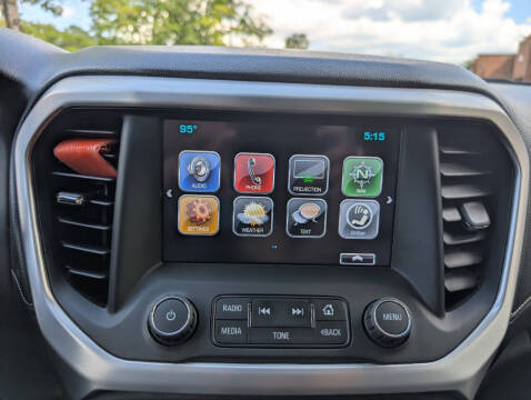 2017 GMC Acadia SLT-1