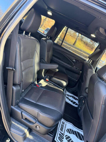 2021 Honda Pilot Black Edition