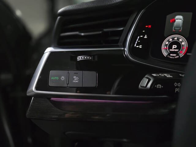 2024 Audi Q7 quattro Premium Plus 45 TFSI