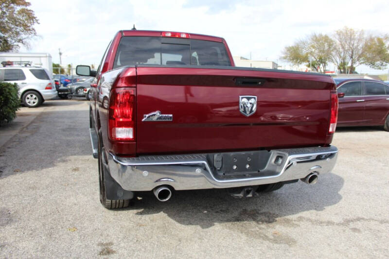 2016 RAM Ram 1500 Pickup Big Horn photo 11