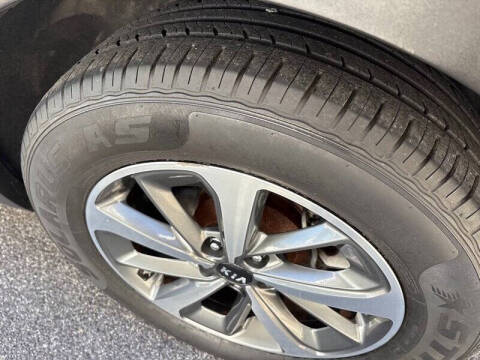 2019 Kia Sorento EX V6