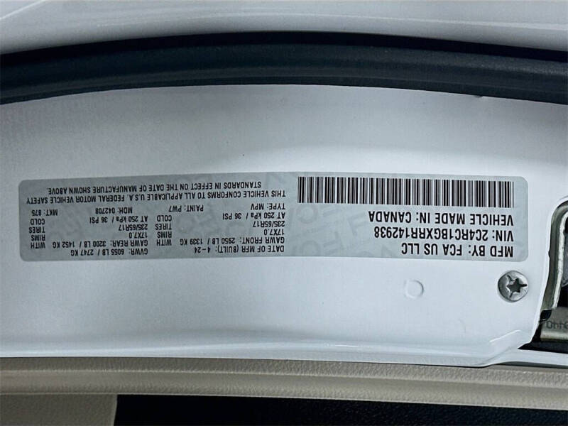 2024 Chrysler Pacifica Touring L