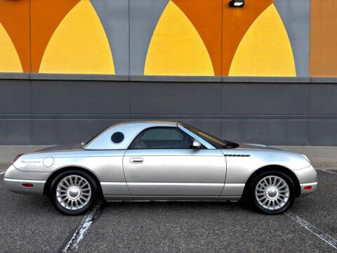 2004 Ford Thunderbird Deluxe