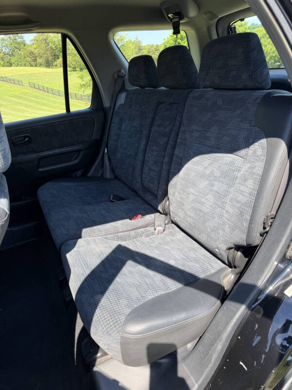2004 Honda CR-V LX