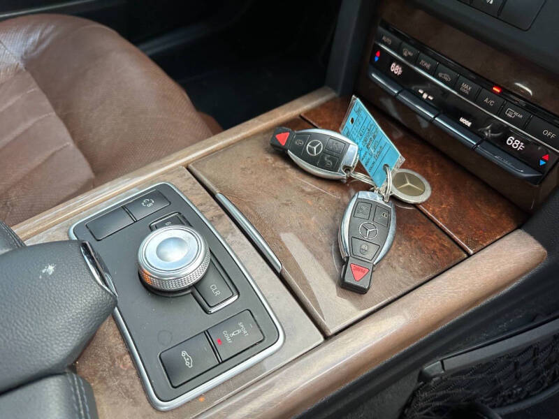 2010 Mercedes-Benz E-Class E 550 Sport