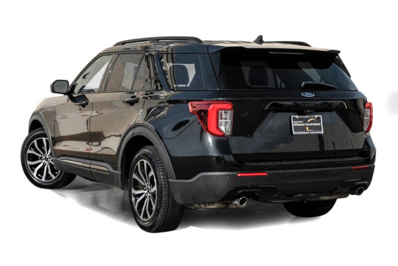 2022 Ford Explorer ST-Line