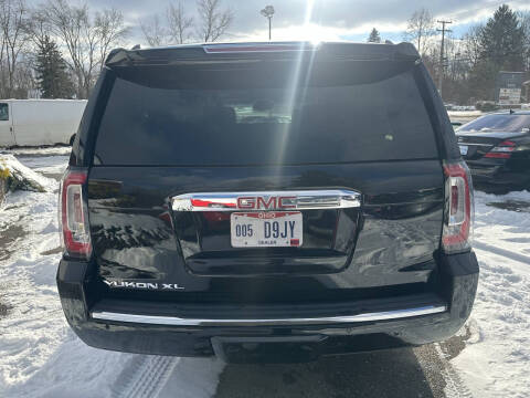 2017 GMC Yukon XL Denali