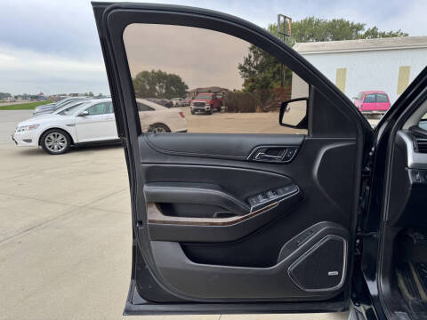 2016 Chevrolet Suburban LT